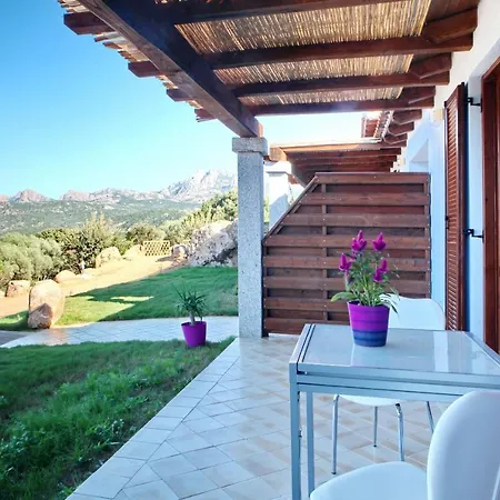 Sardinia Park Country Apartment *